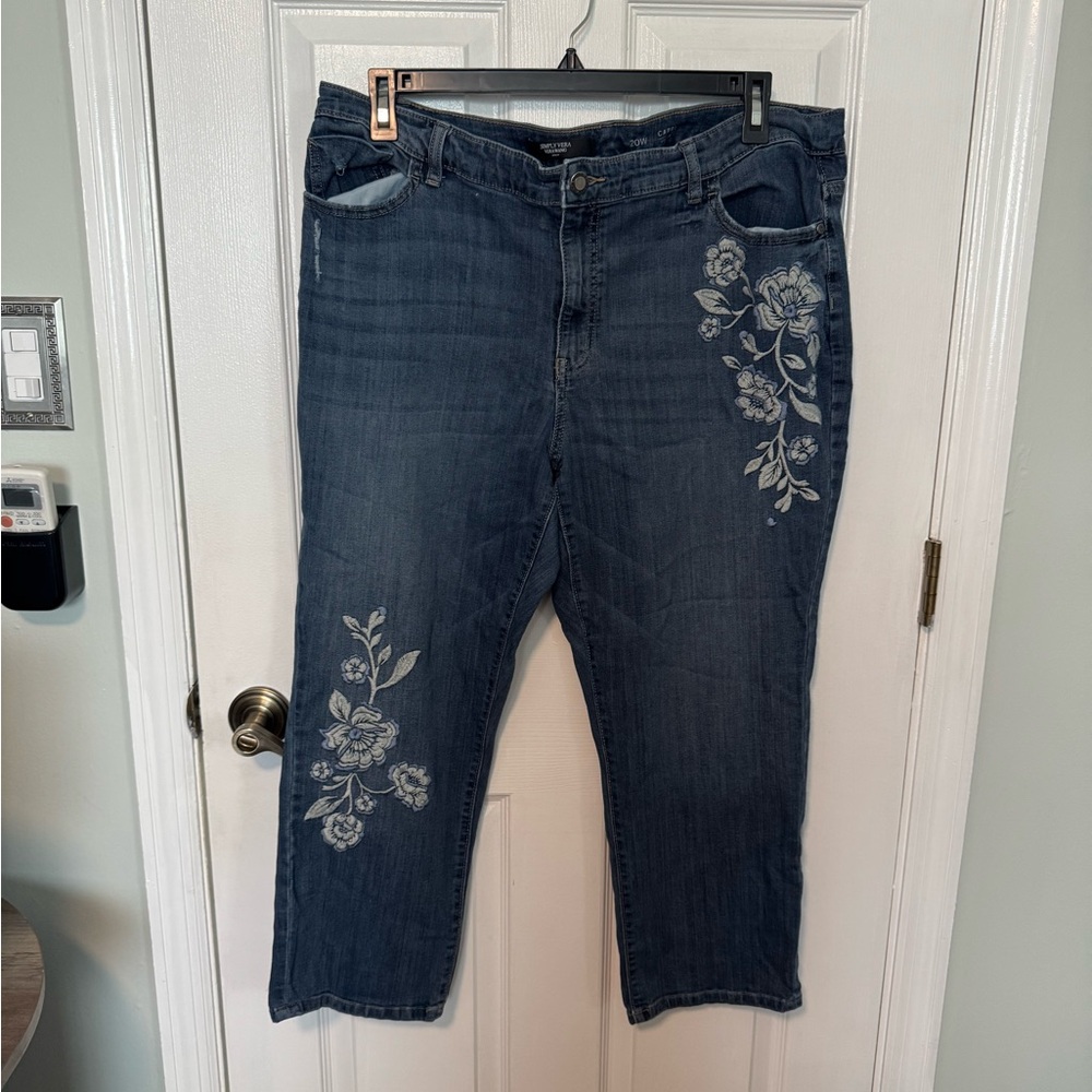 Simply Vera Vera Wang Mid Rise Capri